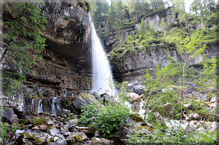 foto Cascate di mezzo in Vallesinella